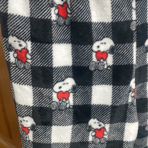 Snoopy Velour❤️Pant XL+Snoopy on bike🚲 pin 1”x.50”+Snoopy mummy magnet 3.25x2.25 - Picture 14 of 17